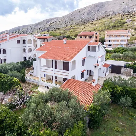 Apartman Mate Pag Town